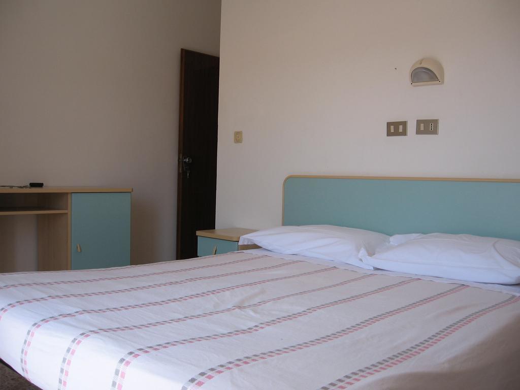 Hotel Montecarlo Nord Rimini Eksteriør billede